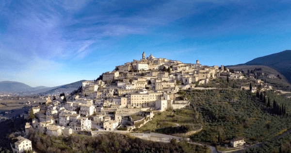 Manca poco al ponte del 25 aprile: esperienze fuoriporta tra Toscana e Umbria