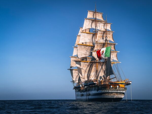 Sogni un giro del Mondo? Puoi farlo a bordo dell’Amerigo Vespucci!