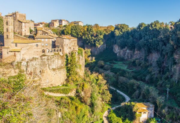 Conoscete il borgo più incantevole d’Italia? E’ nel cuore della Tuscia viterbese