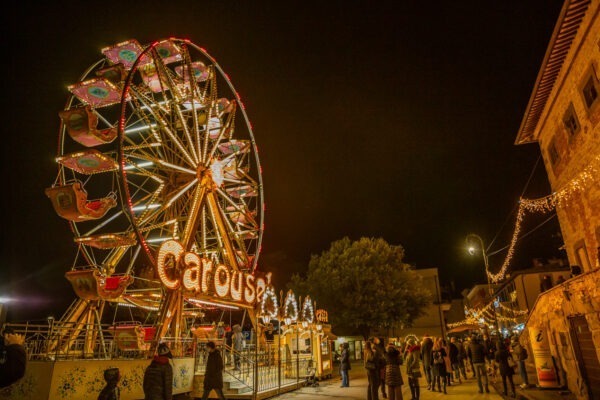 “Luci sul Trasimeno” è il Natale speciale di Castiglione del Lago: si inizia l’8 dicembre!