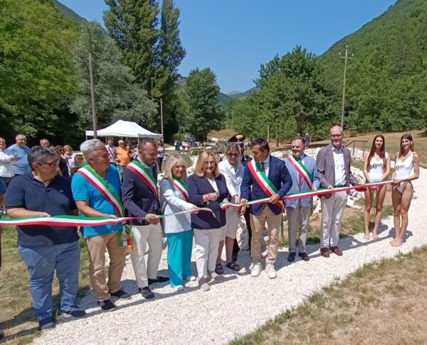 Vacanze nelle Marche: Pieve Torina rilancia il turismo con i nuovi laghetti benessere