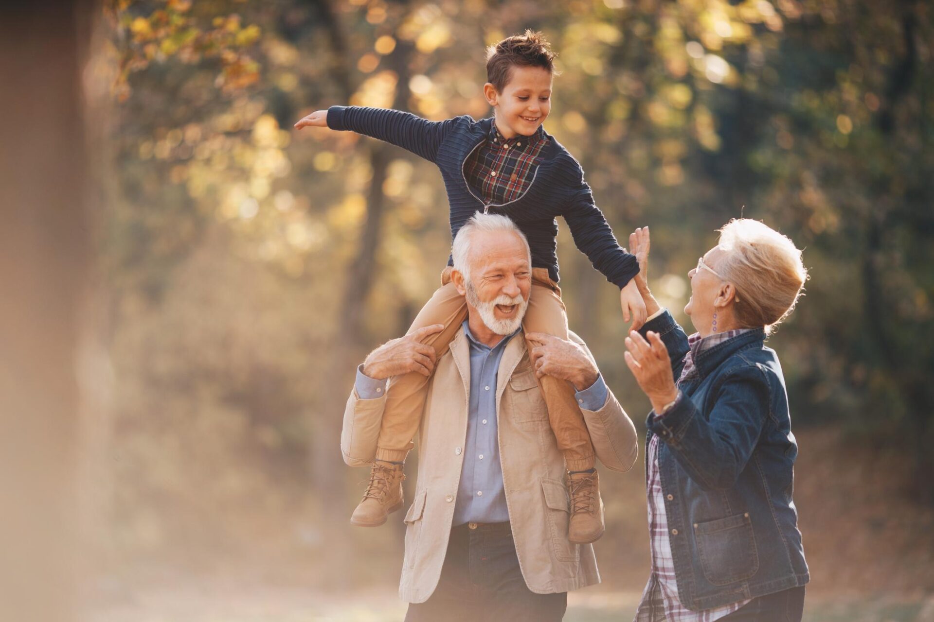 Oggi, 2 ottobre, si celebra in Italia la “Festa dei Nonni”, angeli custodi dei bambini