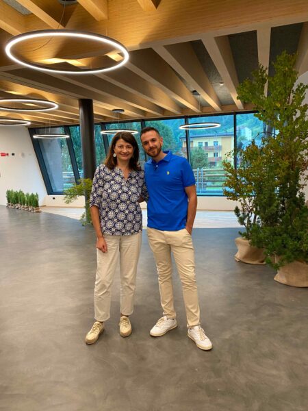 Predazzo protagonista della serie tv “Una gita fuoriporta” su Sky, DT e live streaming