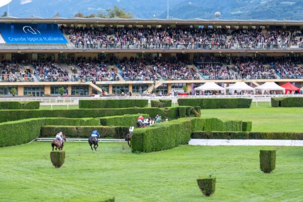 26 e 27 settembre: a Merano l’87° Gran Premio Merano Alto Adige tra ippica, eleganza e spettacolo