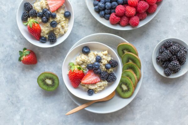 Come combattere il caldo e star bene con il proprio corpo: cosa possiamo mangiare in estate?
