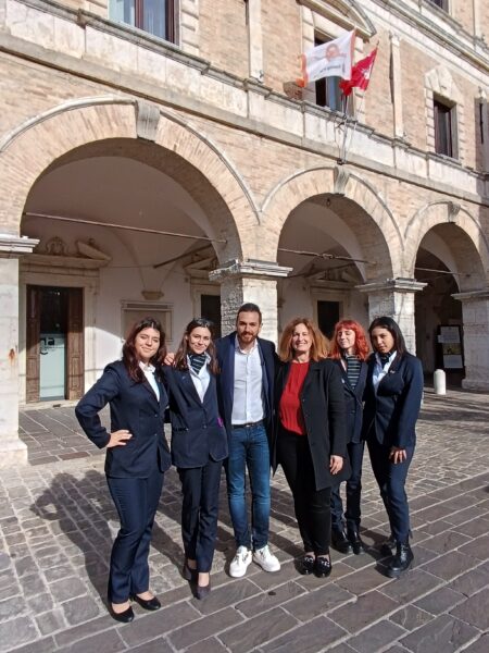 Ribalta nazionale per il “Girolamo Varnelli” di Cingoli: alunni e professori protagonisti di una puntata di Una gita di Gusto