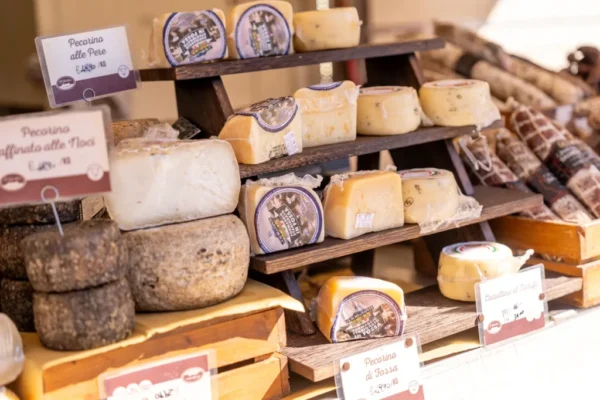 Sinalunga, torna la Fiera alla Pieve: nove giorni tra Chianina, agricoltura e tradizioni toscane