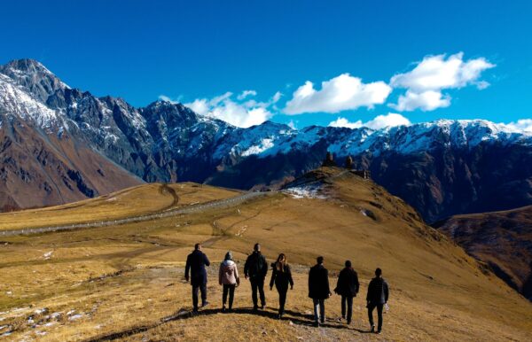 L’Italia è al primo posto del turismo lento: mappata l’offerta dei cammini a piedi