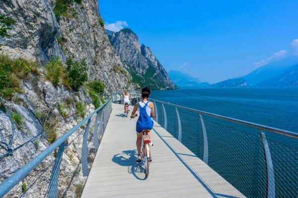 La ciclabile dei sogni: il gioiello italiano tra le più belle del mondo – Scopri dove si trova