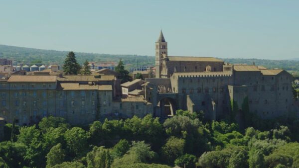 Viterbo Città Termale: il nuovo episodio di “Una gita fuoriporta” in prima visione il 3 giugno