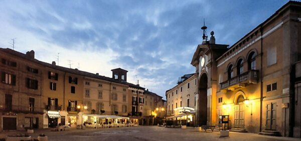 Moncalvo è la città più piccola d’Italia: avete mai avuto modo di visitarla?