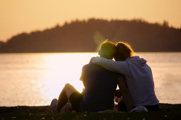Perché è così importante abbracciarsi oggi che è l’ Hugging Day?