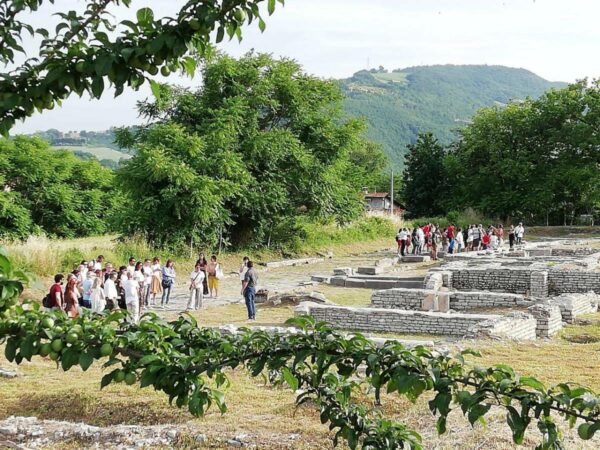 Fossombrone celebra 50 anni di scoperte: Forum Sempronii e la Via Flaminia