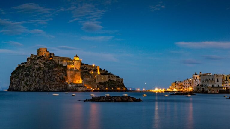 Festa di Sant’Anna a Ischia, il 1° agosto la notte più spettacolare dell’estate sul mare