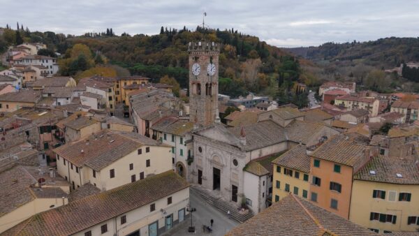 Natale in Toscana: Sesto Fiorentino e Poggibonsi protagoniste in prima visione su Sky il 3 dicembre
