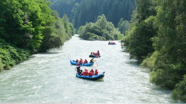La Val di Sole protagonista su Sky con una full experience tra rafting, trekking e bike