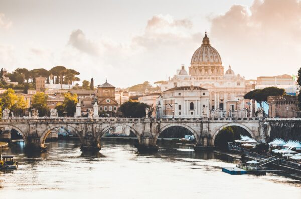 E’ imminente il Ponte di Ognissanti: idee per brevi viaggi in Italia e in Europa